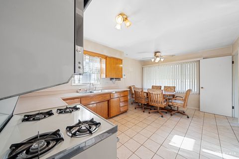 Tiny photo for 15056 Wabash Avenue, South Holland, IL 60473 (MLS # 12517884)