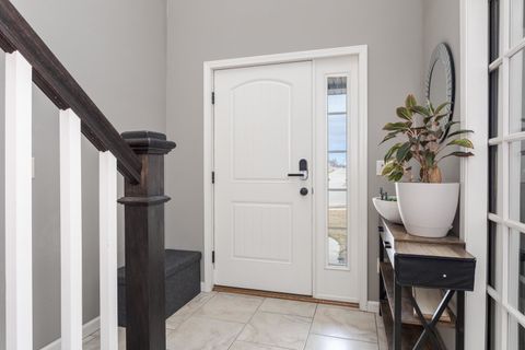 Tiny photo for 2501 Fieldstone Court, Normal, IL 61761 (MLS # 12570126)