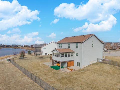 Tiny photo for 2501 Fieldstone Court, Normal, IL 61761 (MLS # 12570126)