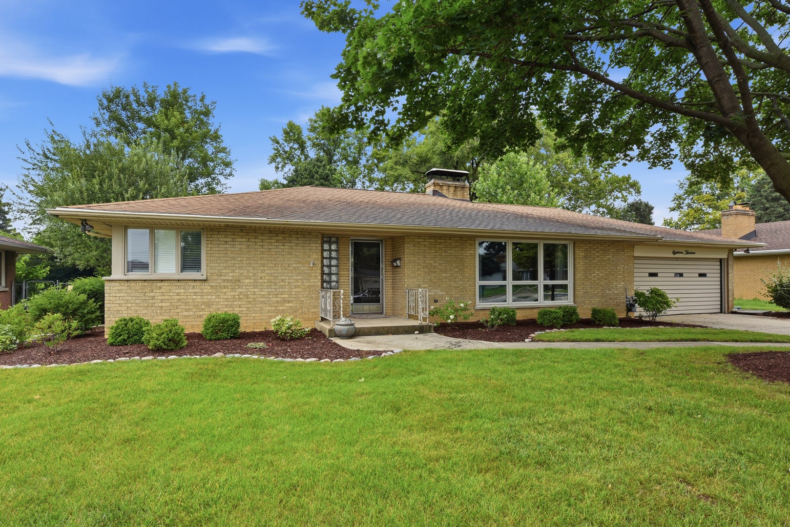 1813 West Acres Road