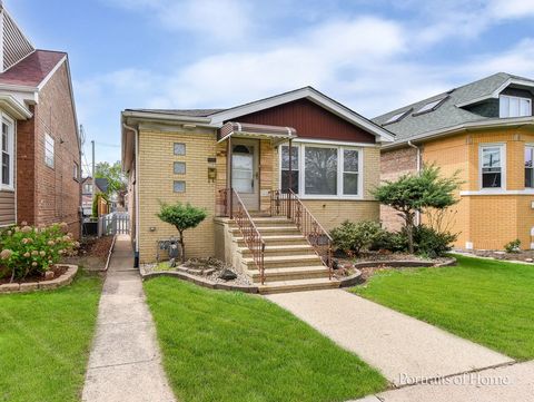 Tiny photo for 3834 WISCONSIN Avenue, Berwyn, IL 60402 (MLS # 12449951)