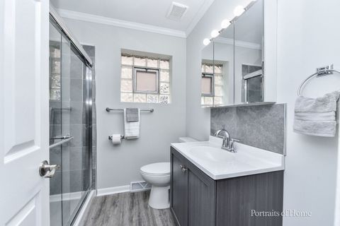 Tiny photo for 3834 WISCONSIN Avenue, Berwyn, IL 60402 (MLS # 12449951)