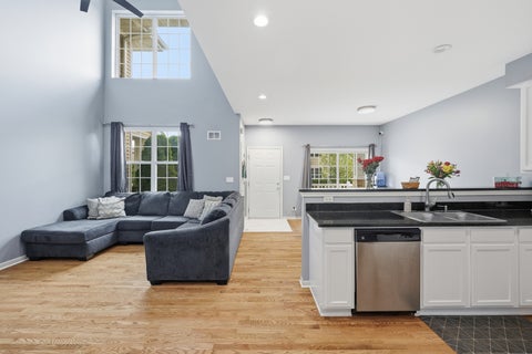 Tiny photo for 1274 Walnut Glen Drive, Crystal Lake, IL 60014 (MLS # 12681048)