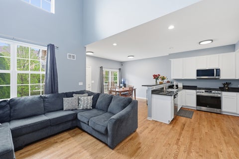 Tiny photo for 1274 Walnut Glen Drive, Crystal Lake, IL 60014 (MLS # 12681048)
