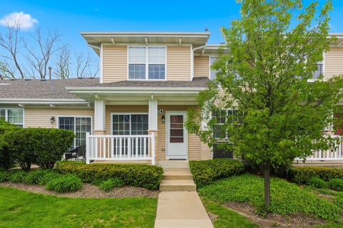 Photo of 1274 Walnut Glen Drive, Crystal Lake, IL 60014 (MLS # 12681048)