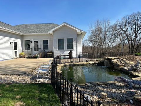 Photo of 18760 Hillside Road, Morrison, IL 61270 (MLS # 12608129)