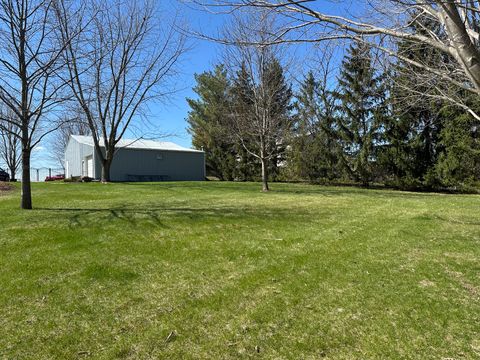 Tiny photo for 18760 Hillside Road, Morrison, IL 61270 (MLS # 12608129)