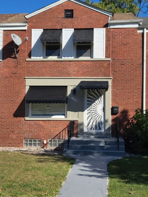 Photo of 9525 S Euclid Avenue, Chicago, IL 60617 (MLS # 12509164)