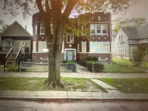 621 W 61st Place Chicago IL 60621