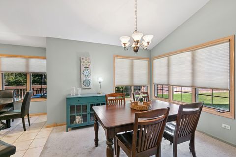 Tiny photo for 18330 Pond View Court, Tinley Park, IL 60477 (MLS # 12453682)