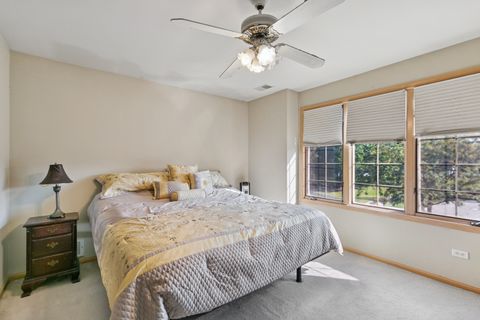 Tiny photo for 18330 Pond View Court, Tinley Park, IL 60477 (MLS # 12453682)