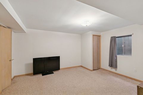 Tiny photo for 18330 Pond View Court, Tinley Park, IL 60477 (MLS # 12453682)
