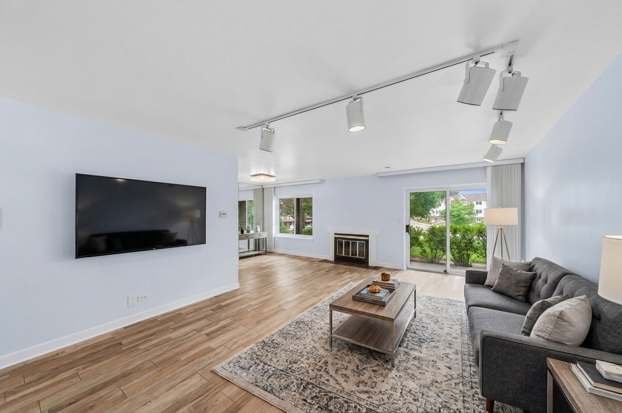 3070 Pheasant Creek Drive 106