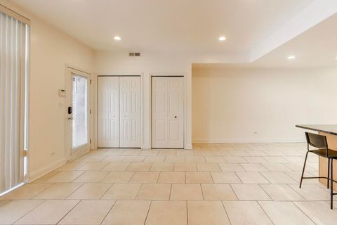 Tiny photo for 2615 S Lowe Avenue #1S, Chicago, IL 60616 (MLS # 12551746)