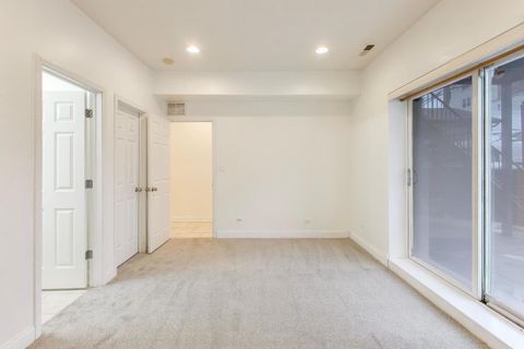 Tiny photo for 2615 S Lowe Avenue #1S, Chicago, IL 60616 (MLS # 12551746)
