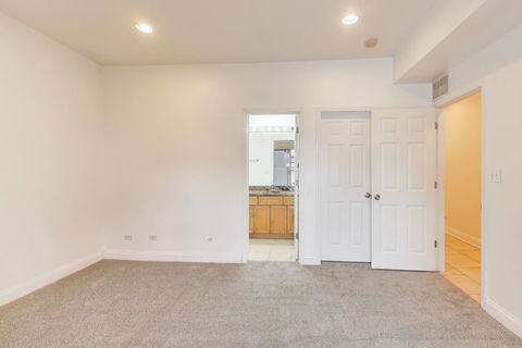 Tiny photo for 2615 S Lowe Avenue #1S, Chicago, IL 60616 (MLS # 12551746)