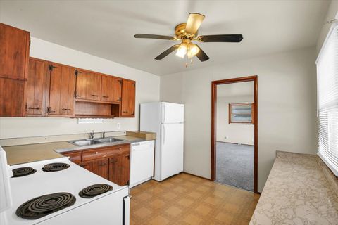 Tiny photo for 275 Wayside Avenue, Decatur, IL 62521 (MLS # 12583695)