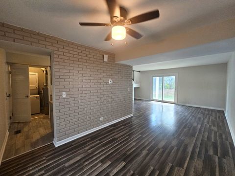Tiny photo for 307 E Alpine Drive, Glendale Heights, IL 60139 (MLS # 12489413)