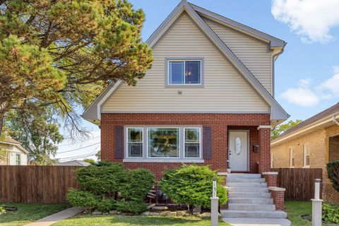 151 22nd Avenue Bellwood IL 60104