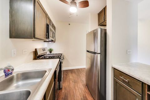 Tiny photo for 2410 N Kennicott Drive #2D, Arlington Heights, IL 60004 (MLS # 12477496)