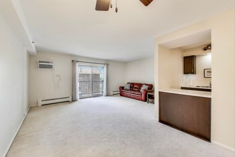 Tiny photo for 2410 N Kennicott Drive #2D, Arlington Heights, IL 60004 (MLS # 12477496)
