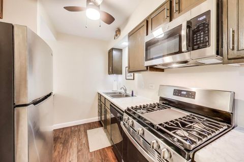 Tiny photo for 2410 N Kennicott Drive #2D, Arlington Heights, IL 60004 (MLS # 12477496)