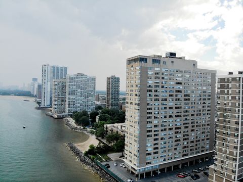 Tiny photo for 6301 N Sheridan Road #21E, Chicago, IL 60660 (MLS # 12537580)