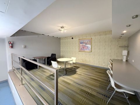 Tiny photo for 6301 N Sheridan Road #21E, Chicago, IL 60660 (MLS # 12537580)