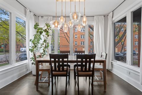 Tiny photo for 1463 W SUNNYSIDE Avenue, Chicago, IL 60640 (MLS # 12609597)