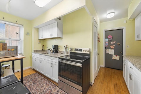 Tiny photo for 5555 N Sheridan Road #515, Chicago, IL 60640 (MLS # 12756053)