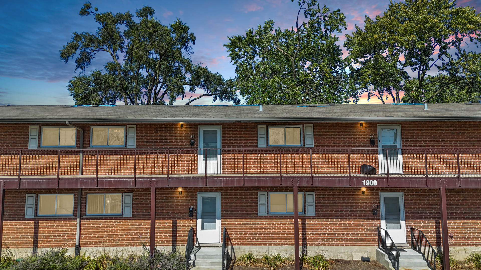 1900 Knightsbridge Drive W 2B