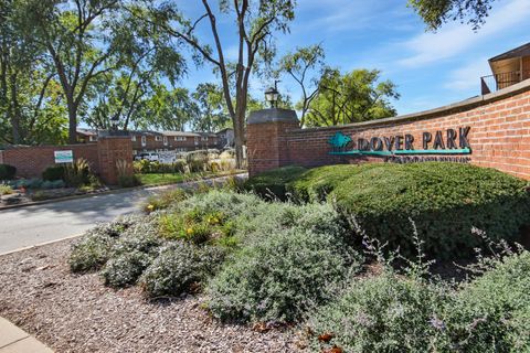 1900 Knightsbridge Drive W 2B Mount Prospect IL 60056