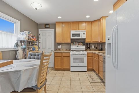 Tiny photo for 204 N WABASSO Street, Minooka, IL 60447 (MLS # 12574682)