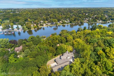 Tiny photo for 925 N River Road, Algonquin, IL 60102 (MLS # 12508275)