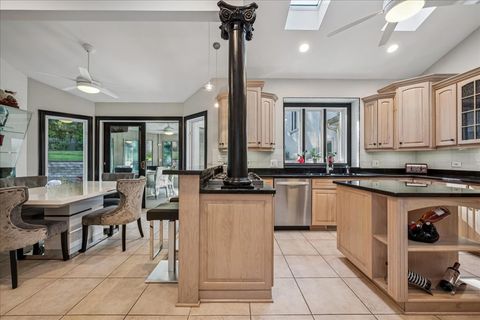 Tiny photo for 925 N River Road, Algonquin, IL 60102 (MLS # 12508275)