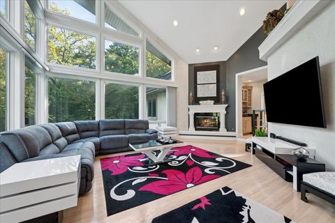 Tiny photo for 925 N River Road, Algonquin, IL 60102 (MLS # 12508275)