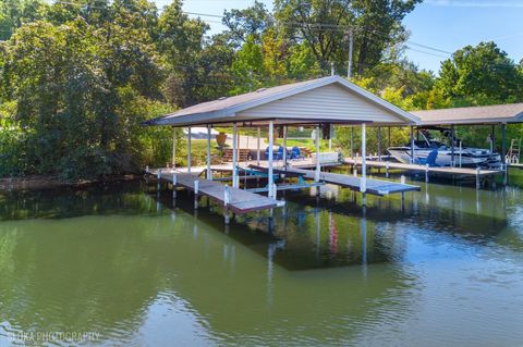 Tiny photo for 925 N River Road, Algonquin, IL 60102 (MLS # 12508275)