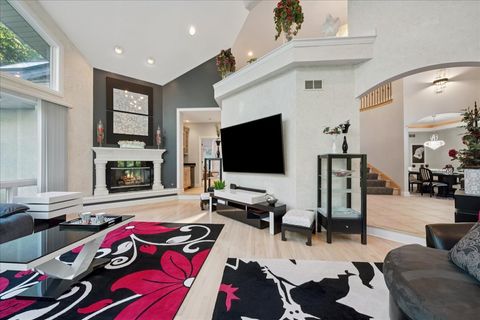 Tiny photo for 925 N River Road, Algonquin, IL 60102 (MLS # 12508275)