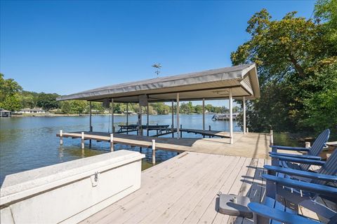 Tiny photo for 925 N River Road, Algonquin, IL 60102 (MLS # 12508275)