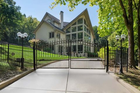 Tiny photo for 925 N River Road, Algonquin, IL 60102 (MLS # 12508275)