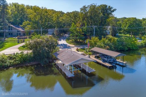 Tiny photo for 925 N River Road, Algonquin, IL 60102 (MLS # 12508275)