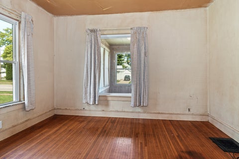 Tiny photo for 626 E Howard Street, Pontiac, IL 61764 (MLS # 12756932)