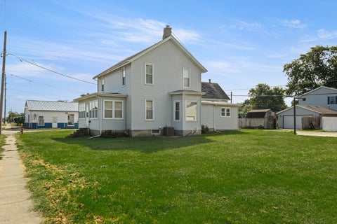 Tiny photo for 626 E Howard Street, Pontiac, IL 61764 (MLS # 12756932)