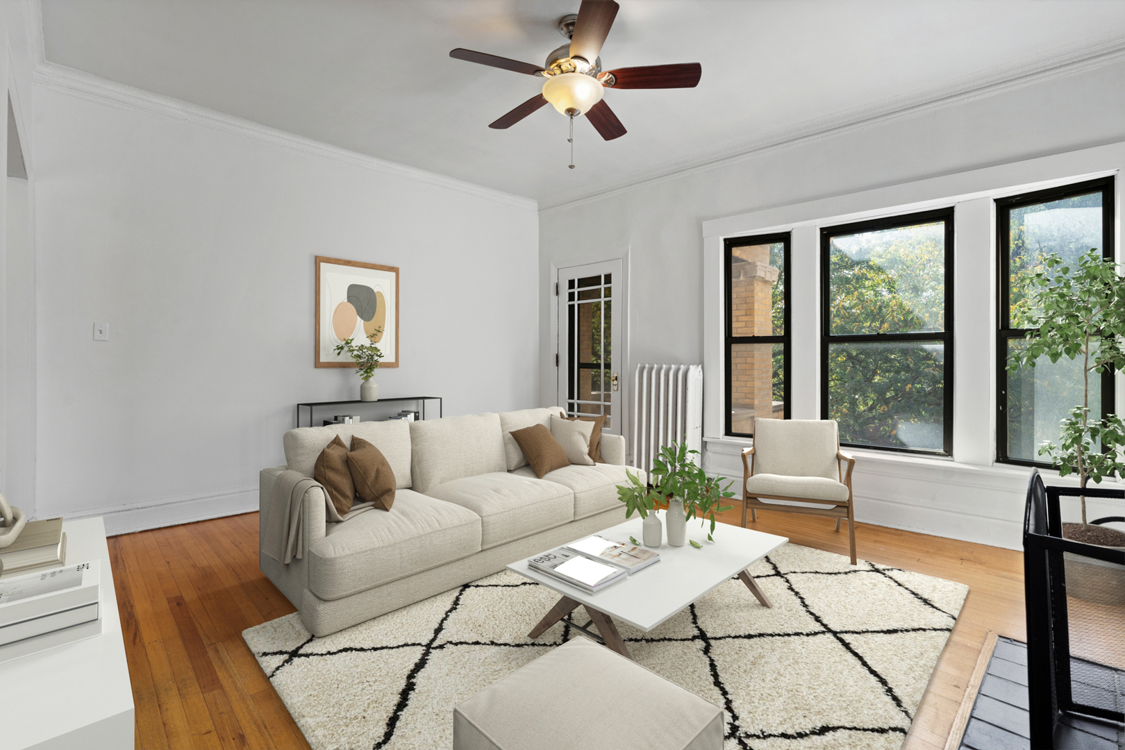 718 W SHERIDAN Road 3S