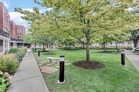 Tiny photo for 4012 N Clark Street, Chicago, IL 60613 (MLS # 12628091)