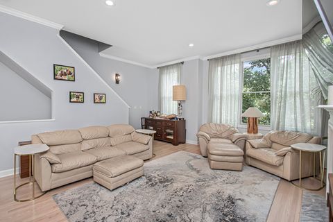 Tiny photo for 4012 N Clark Street, Chicago, IL 60613 (MLS # 12628091)
