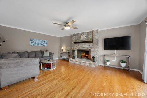 Tiny photo for 2875 Carriage Way, Aurora, IL 60504 (MLS # 12600399)