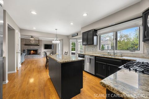 Tiny photo for 2875 Carriage Way, Aurora, IL 60504 (MLS # 12600399)