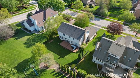 Tiny photo for 2875 Carriage Way, Aurora, IL 60504 (MLS # 12600399)