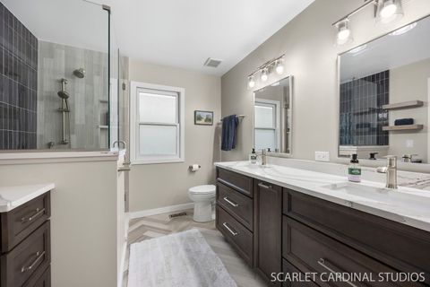 Tiny photo for 2875 Carriage Way, Aurora, IL 60504 (MLS # 12600399)